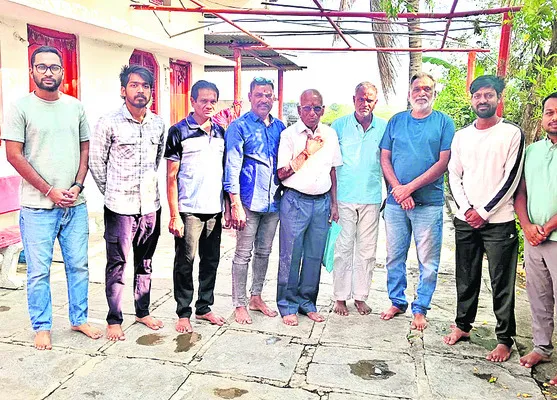 పనిచేసే వారికే పట్టం