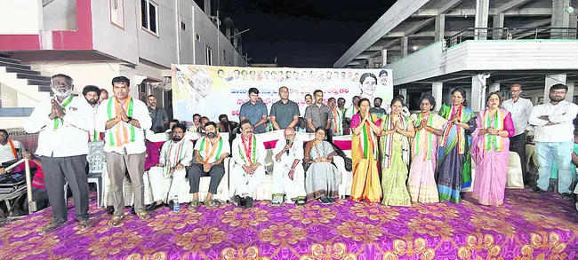 ‘కార్పొరేషన్‌ అభివృద్ధి కాంగ్రెస్‌తోనే సాధ్యం’