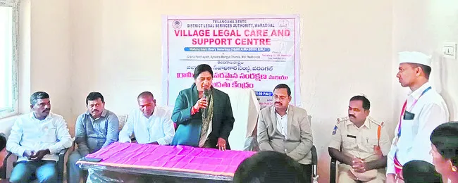 చట్టాలపై అవగాహన కలిగి ఉండాలి