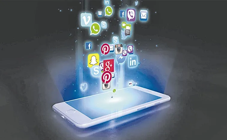 Cybercrimes with deepfake voice and QR codes