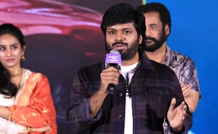Comedian ali Gives Advance To director Anil ravipudi