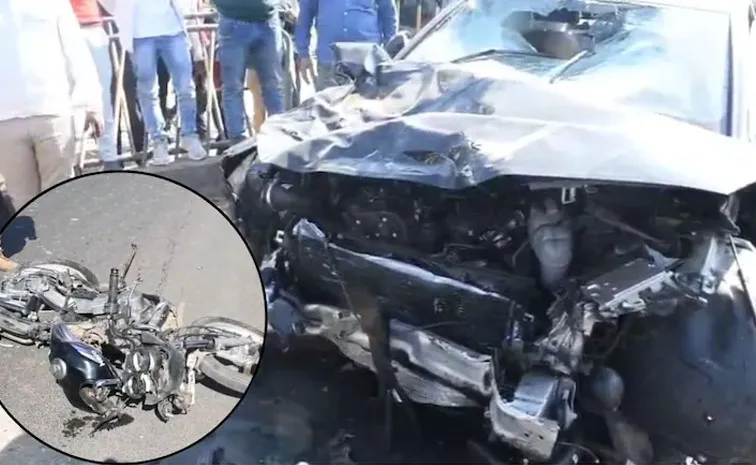 Family Distributing Wedding Cards On Bike 3 Killed