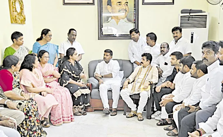 Kapu Leaders to Visit Console Ambati Rambabu Family Members