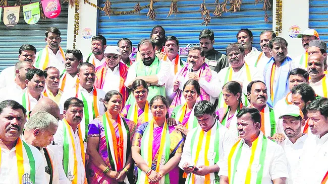 ఓటు మీది.. నిధులు తెచ్చే బాధ్యత మాది 