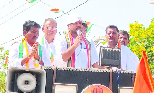 బీఆర్‌ఎస్‌ రాష్ట్రానికి చేసిందేమీ లేదు