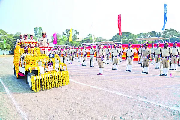 ఏఆర్‌ బలగాలకు విజయవంతంగా శిక్షణ