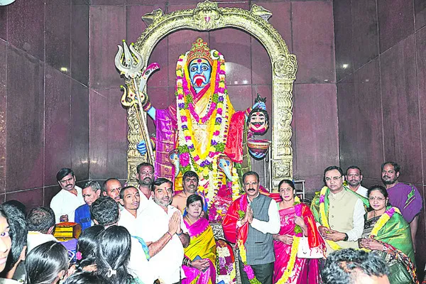 మైసిగండి సన్నిధిలో హైకోర్టు న్యాయమూర్తులు 