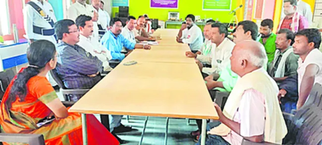 బాలుడి మృతిపై ఆర్డీఓ విచారణ 