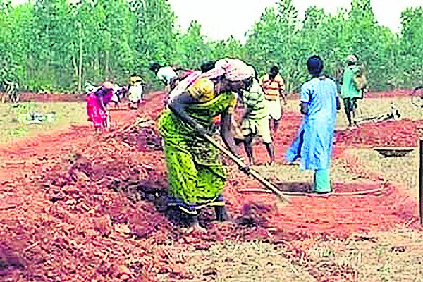 ఉపాధి దొరికేనా..! 