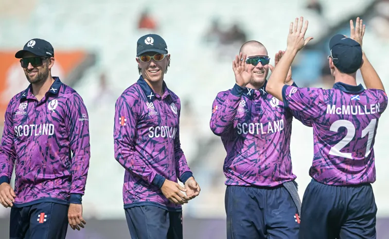 చరిత్ర సృష్టించిన స్కాట్లాండ్‌