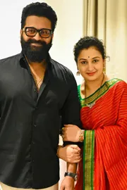 Rishab Shetty Special Wishes To Her Wife On Wedding Anniversary5