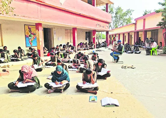 పదిలమేనా! 