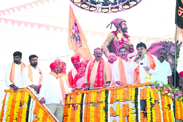 సీఎం రేవంత్‌రెడ్డిది చేతకాని పాలన