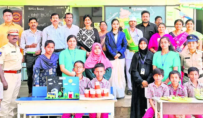 బాల్య వివాహాలను ప్రోత్సహించడం నేరం