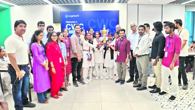 కోడింగ్‌లో జ్యోతీబా పూలే విద్యార్థుల ప్రతిభ 