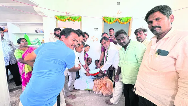 ‘సొంతింటి కల సీఎం నెరవేర్చారు’ 