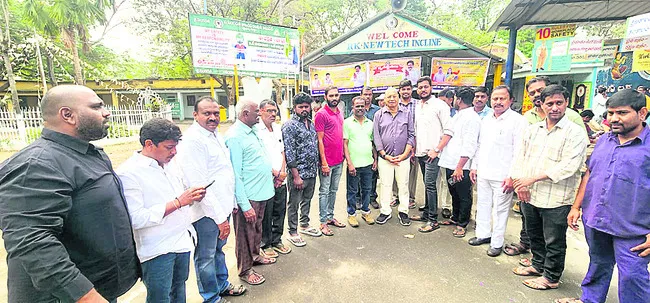 కార్మికుల సమస్యల పరిష్కారానికి కృషి 