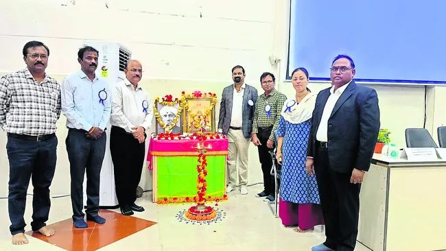 ఆర్జీయూకేటీలో సైన్స్‌ దినోత్సవం