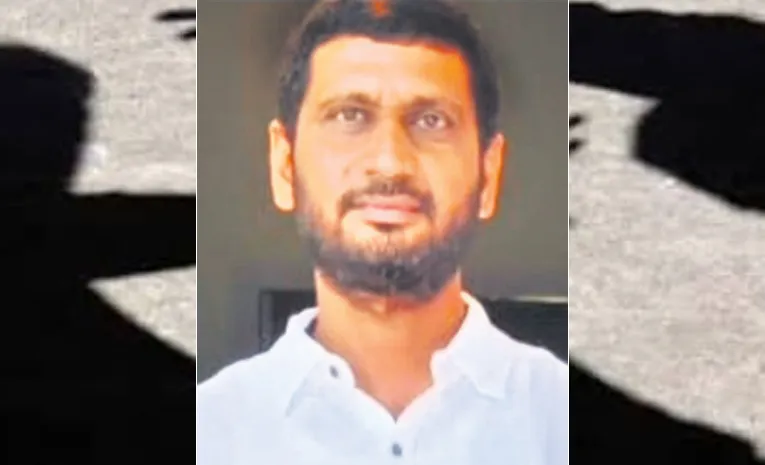 ‘పచ్చ’ పంచన చేరి.. పిచ్చి ముదిరి..