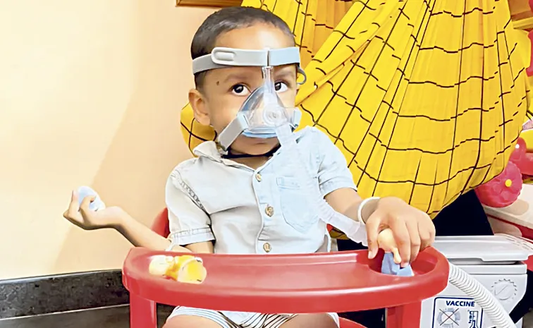 చిన్నారి అద్విక్‌కు అరుదైన వ్యాధి