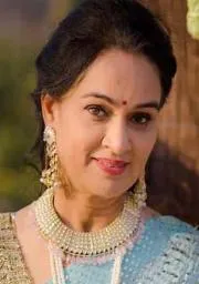 Padmini Kolhapure Reveals Secret Behind Her Glowing Skin 