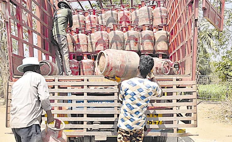 Centre prioritises LPG and CNG and PNG in revised gas allocation order