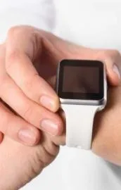 UK nutritionist warns stop wearing your Apple Watch