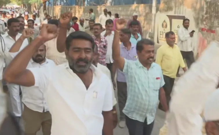 తెలంగాణ ఆర్టీసీ సమ్మె నోటీసు