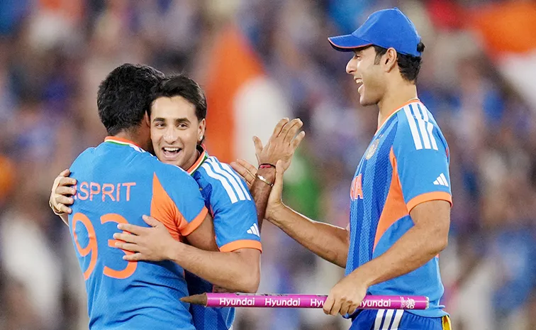 T20 WC:  రాస్కెల్స్‌.. నిప్పుతో చెలగాటం: ఆసీస్‌ మాజీ క్రికెటర్‌