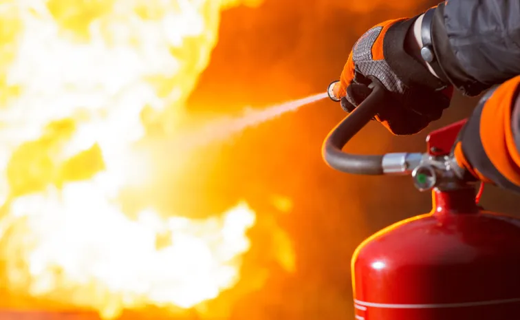 హైదరాబాద్‌లో భారీ అగ్ని ప్రమాదం