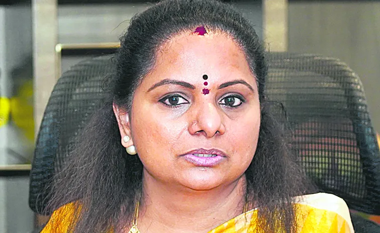 ఢిల్లీ మద్యం కేసులో కవితకు నోటీసులు 