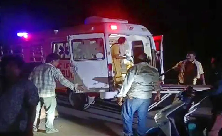 Road Accident in Alluri District Five Members dead