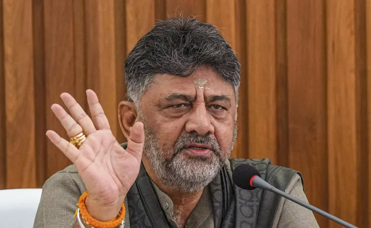 కాంగ్రెస్‌ ఎమ్మెల్యేలకు రూ.5 కోట్లు ఎర