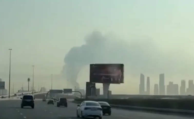 అట్టుడుకుతున్న దుబాయ్‌ : విమానాశ్రయం వద్ద డ్రోన్‌  దాడి