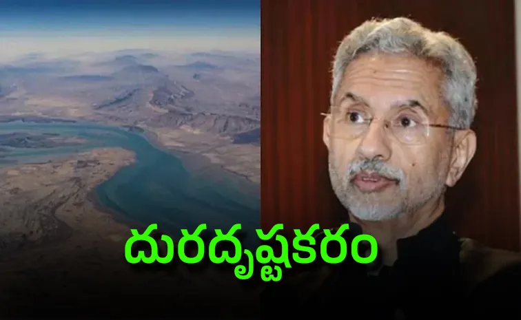 S jaishankar explains iran hormuz pass for 2 indian tankers7