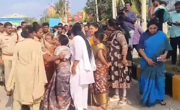 YSRCP Supporters Arrest At Tirupati