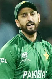 PCB imposes Huge fine on Pakistan players flopped in T20 WC: Report