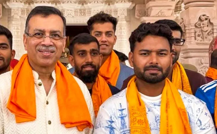 అయోధ్య రాముడి సేవలో లక్నో జట్టు