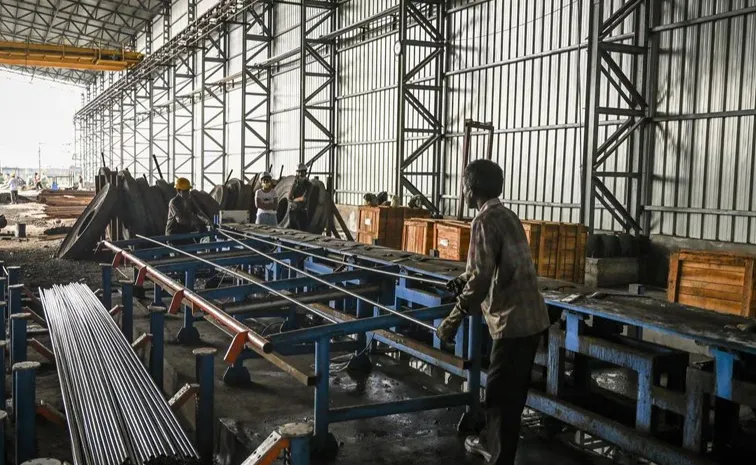 ఇన్‌ఫ్రా స్పీడుకు బ్రేకులు.. పడిపోయిన వృద్ధి