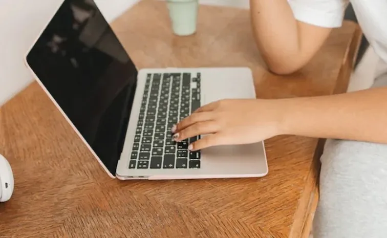 రూ. 15వేలు జీతంలో ఆనందం.. రూ. 2.5లక్షల్లో అసంతృప్తి!