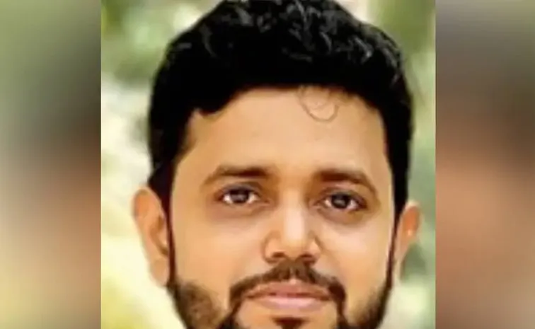 ఎన్నికల విధుల ఒత్తిడి.. నదిలో దూకిన ఉపాధ్యాయుడు