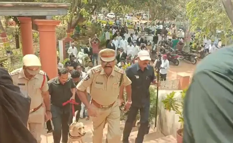 తెలుగు రాష్ట్రాల్లో జిల్లా కోర్టులకు బాంబు బెదిరింపుల కలకలం