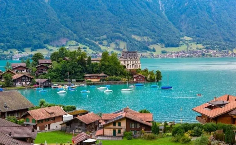 ప్రకృతి-మనిషి కలిసి చేసిన అద్భుతం