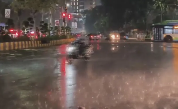 హైదరాబాద్‌లో కుమ్మేసిన వర్షం