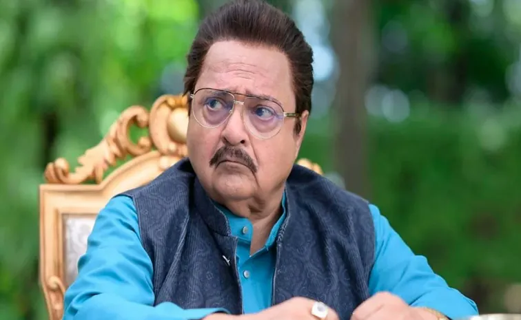 'ఆ అమ్మాయి నా కూతురితో సమానం'.. దురంధర్ నటుడు