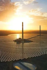 China Gobi Desert Solar Plant Defies Sunset Powers Through the Night