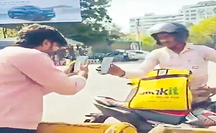 Biker Orders Helmet on Blinkit During Traffic Check