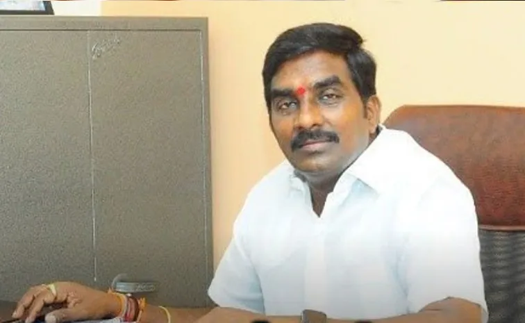 పిన్నెల్లి వెంకటరామిరెడ్డికి బెయిల్