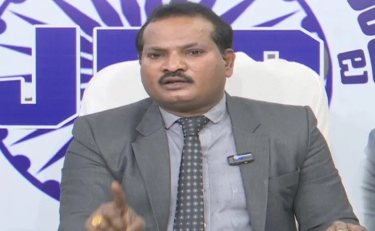 ‘దళితులపై దాడులు జరిగితే చంద్రబాబు పట్టించుకోవడం లేదు’