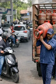 Govt Confirms Fuel LPG Supply Safe No Shortage Across India